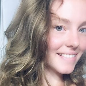 Meet your Posher, Lexi